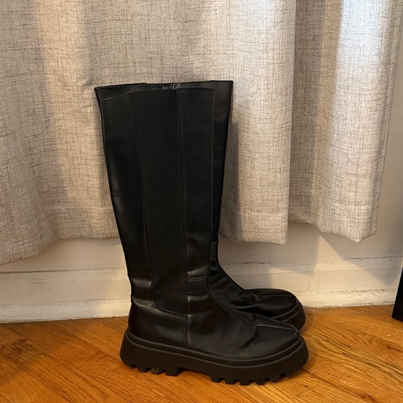 Black Knee-High Women's Boots - Picture 2 of 2